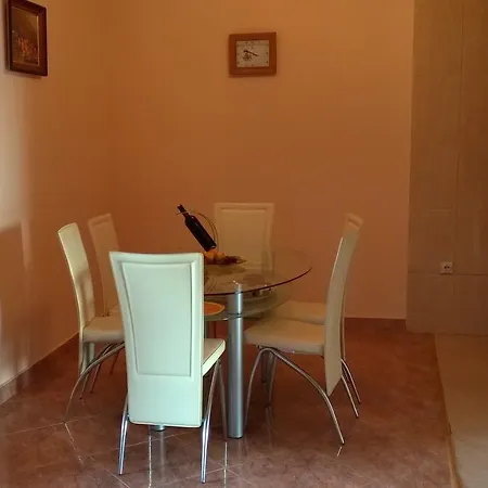 Apartament Joy شقة *